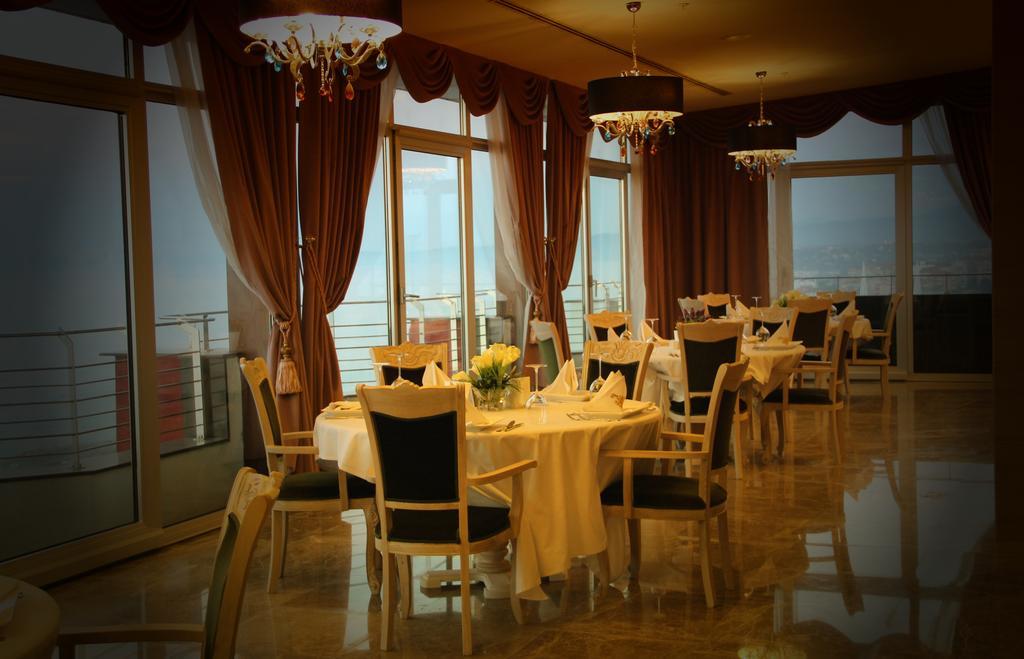 Sky Tower Hotel Akcakoca Convention & Spa Center Buitenkant foto